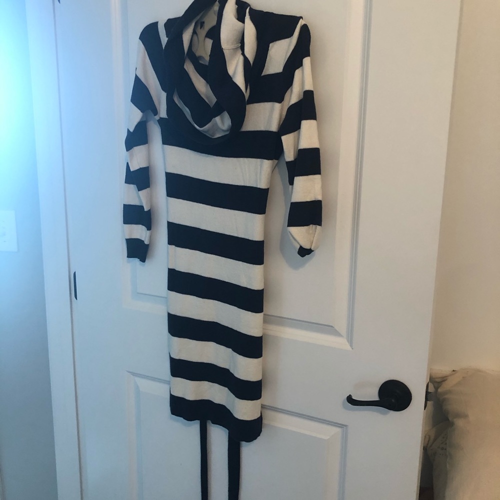 Vineyard vines sweater dress